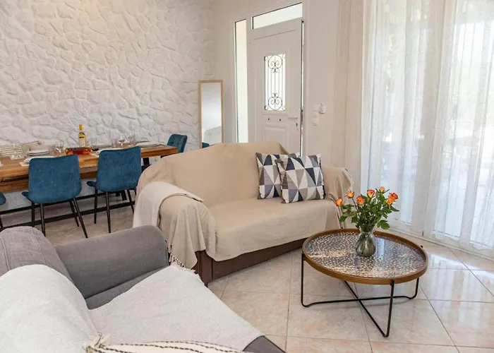 Апартаменты Corfu Dream Holidays Kouramaditika